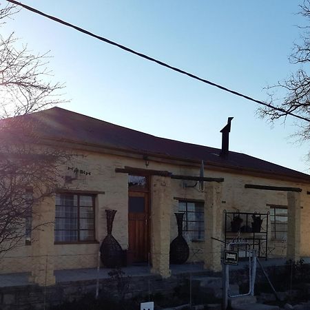 Sutherland Guest House Екстериор снимка