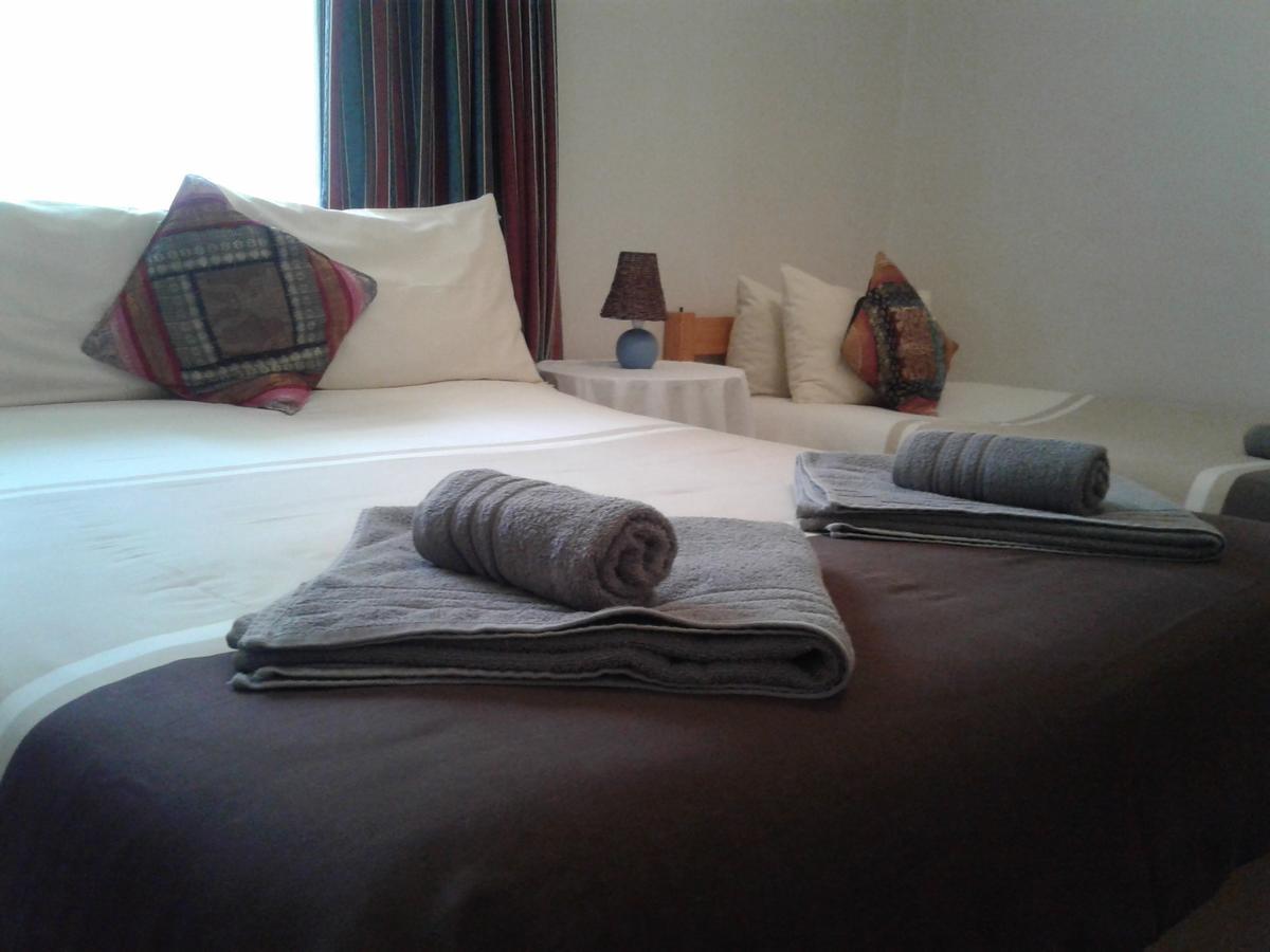 Sutherland Guest House Екстериор снимка