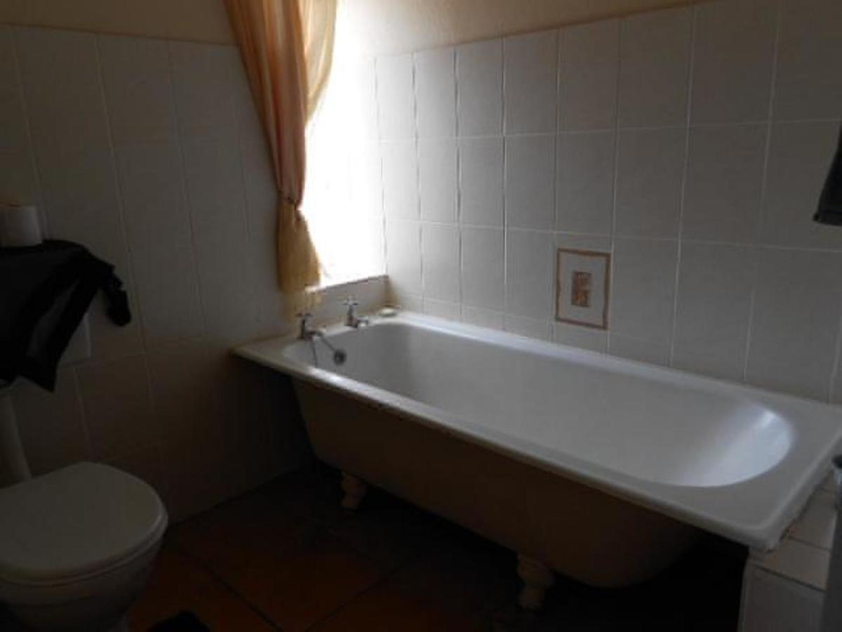 Sutherland Guest House Екстериор снимка