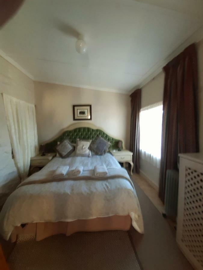 Sutherland Guest House Екстериор снимка